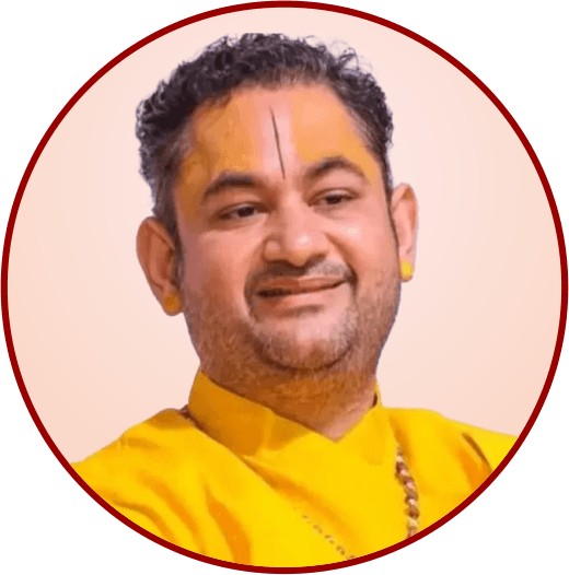 <p>Pujya Pundarik Goswami<br>Ji Maharaj</p>