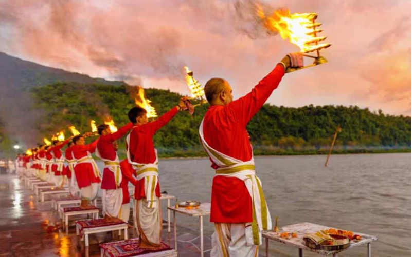 Ganga Aarti in Maha Kumbh